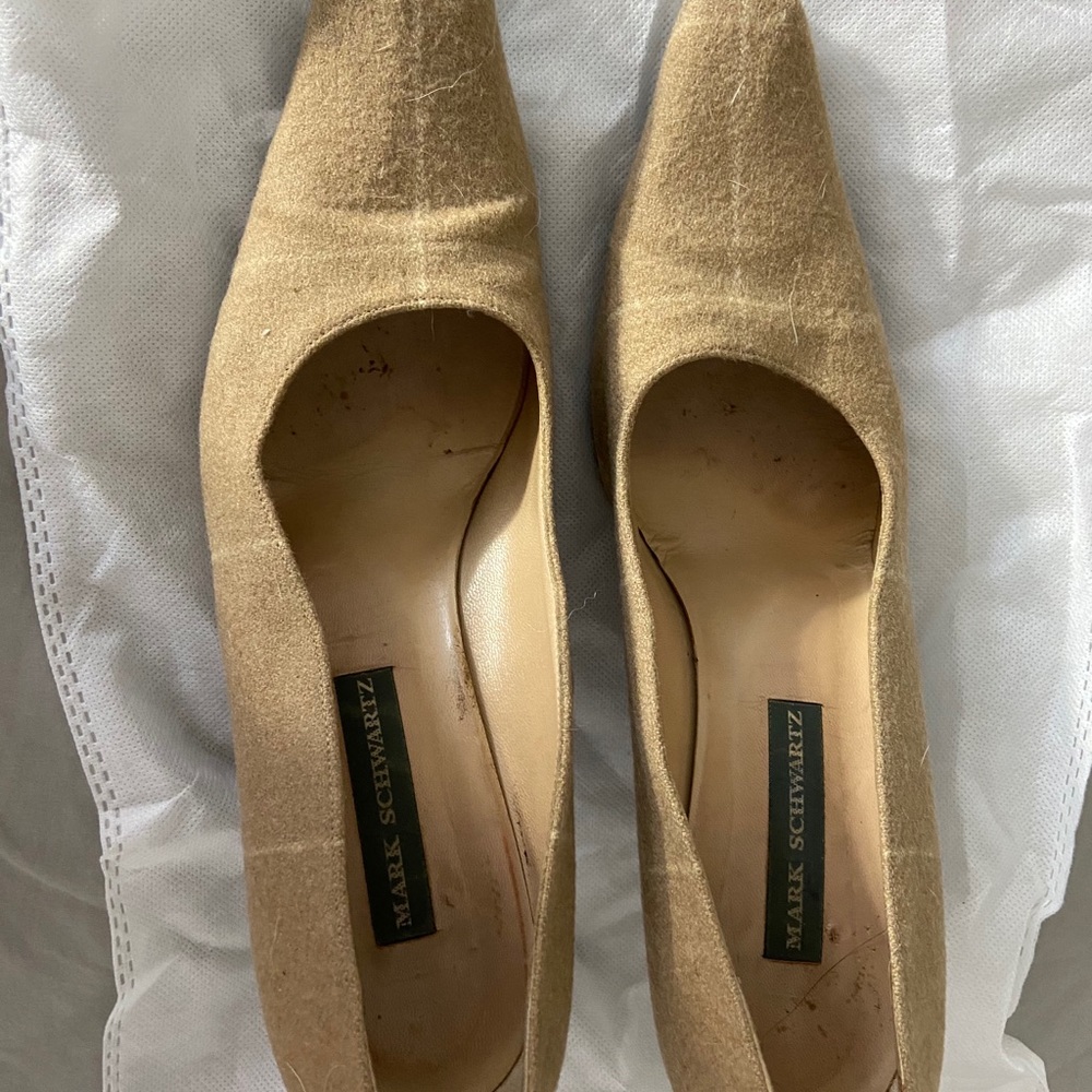 Mark Schwartz fabric pumps size 8 1/2